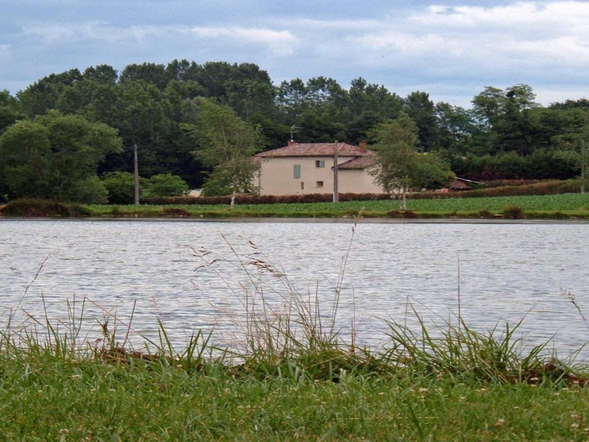 Hotel Le Moulin De L'Etang Chaneins Exterior foto