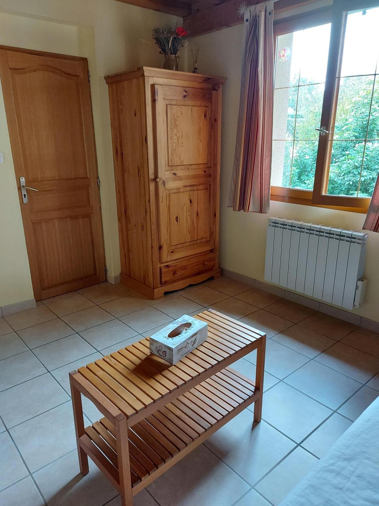 Hotel Le Moulin De L'Etang Chaneins Habitación foto
