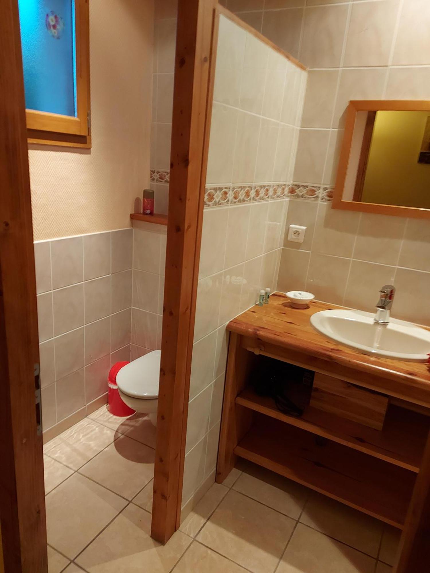 Hotel Le Moulin De L'Etang Chaneins Habitación foto